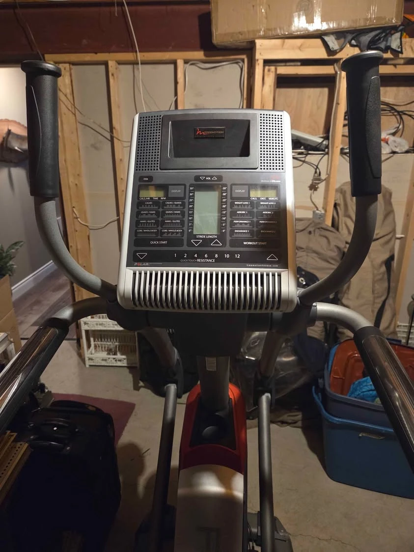 Freemotion Elliptical Trainer - photo 3