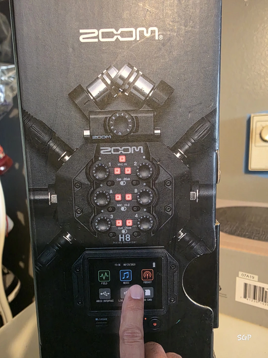 Zoom H8 Handy Recorder - photo 3
