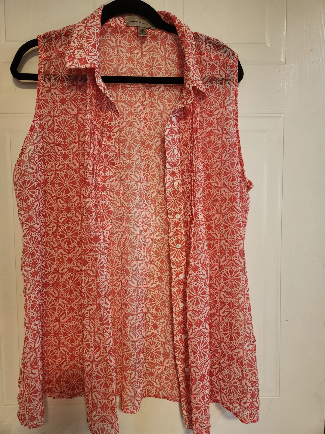 Warehouse sleeveless patterned blouse