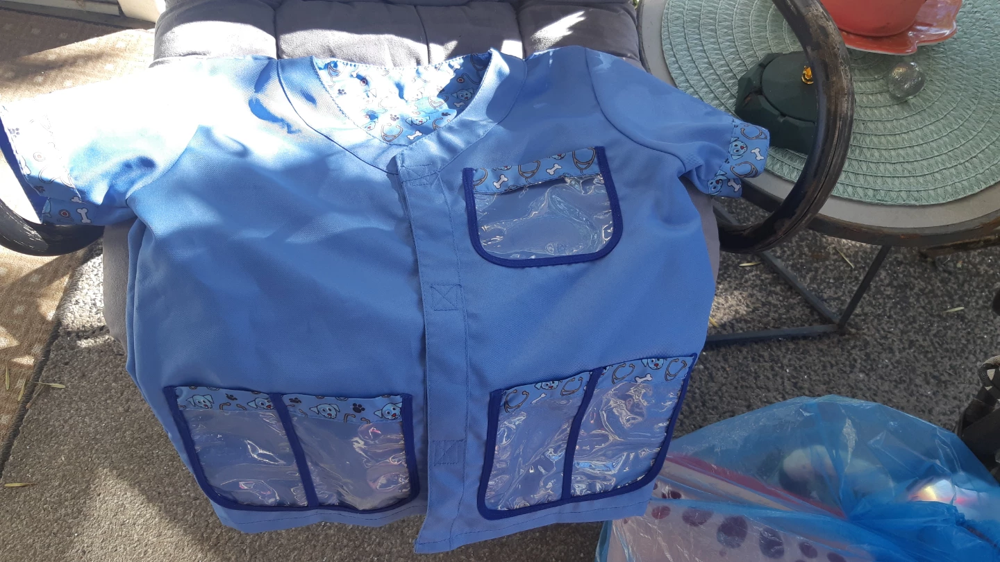 Kids Scrubs Set with Dog Print Mask