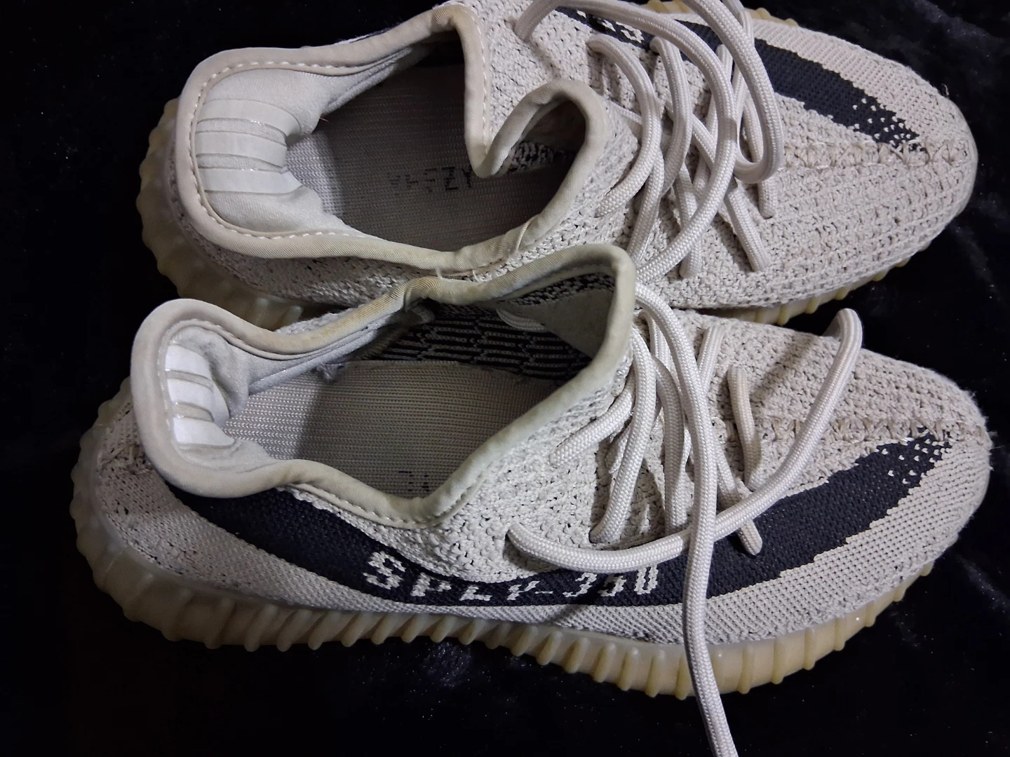 Adidas Yeezy Boost 350 V2 - photo 4