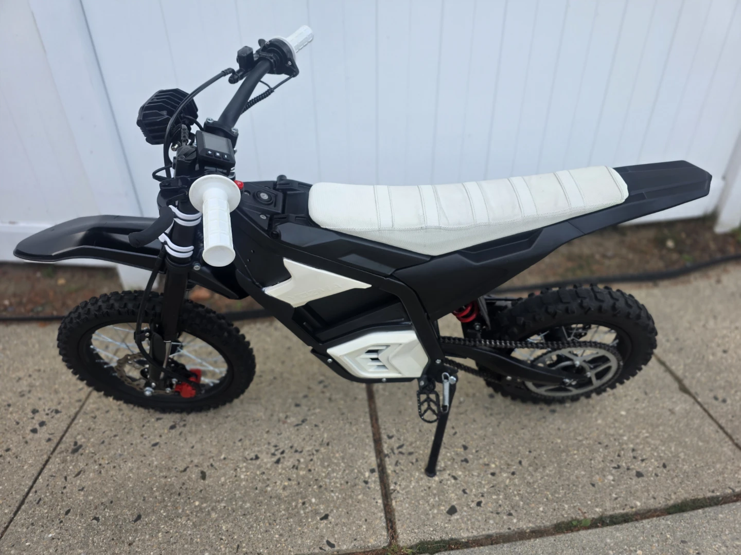 Yozma IN 10 Electric Dirt Bike - photo 2