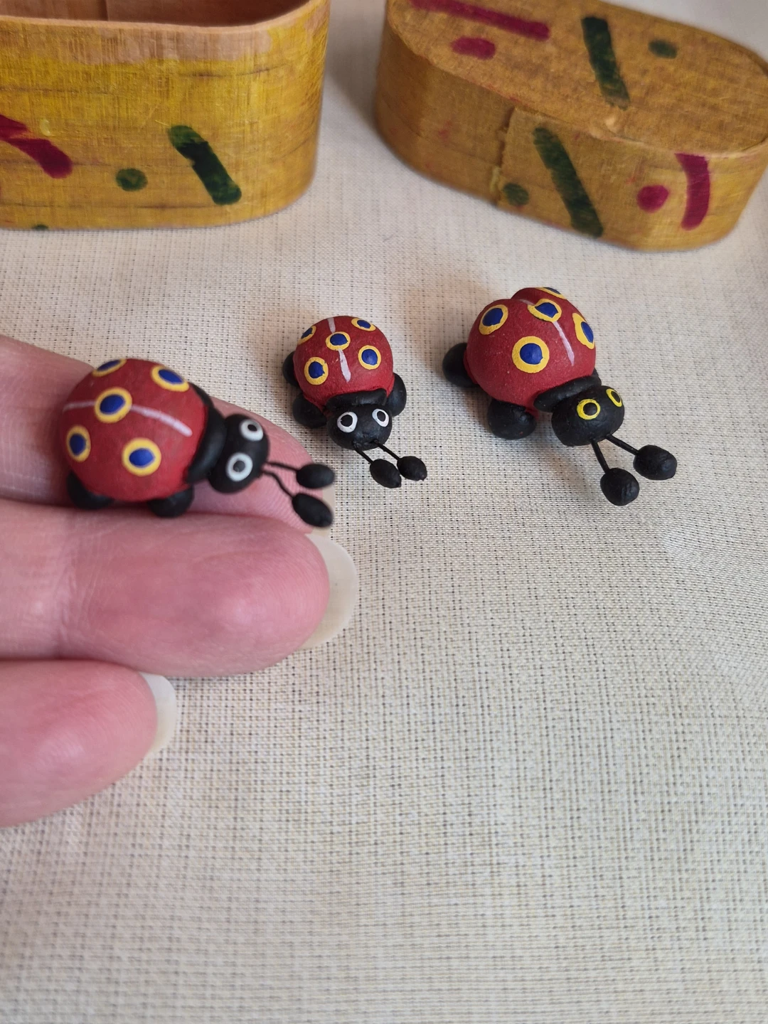 Set of 3 So Cute Vintage Little Tiny Handmade Pottery Ladybugs - photo 5