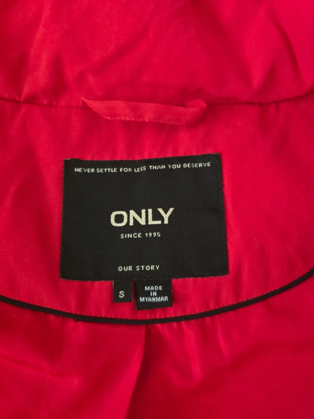 ONLY Red Puffer Jacket Size S - photo 3