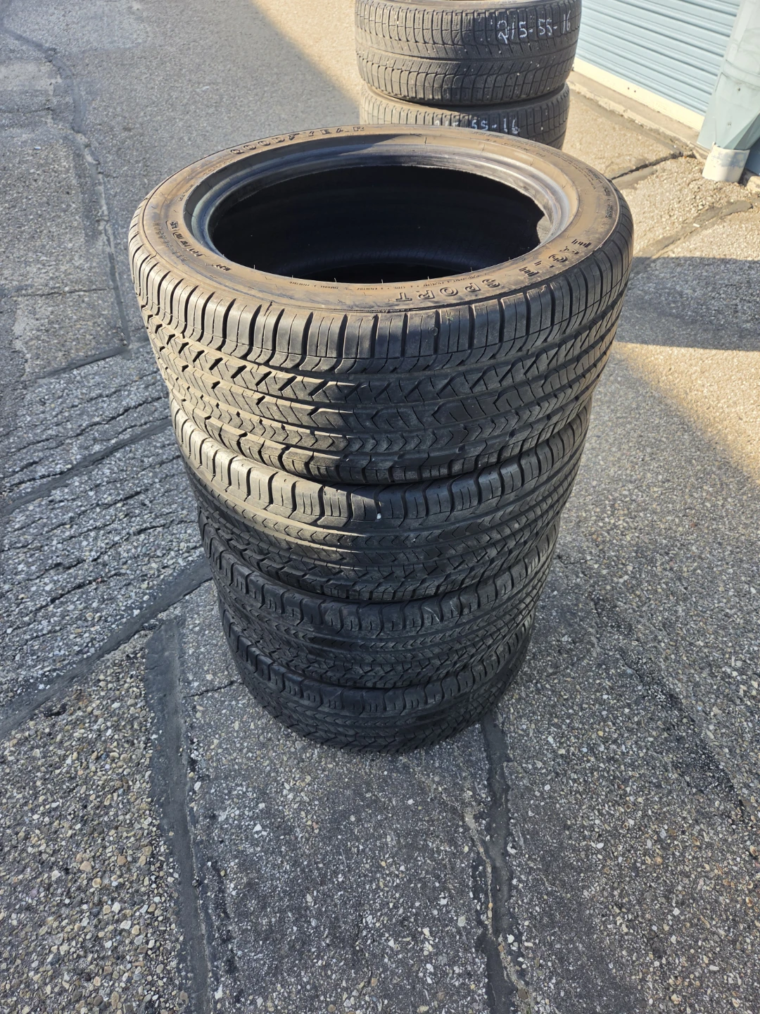 Goodyear Eagle Sport  235/45R17