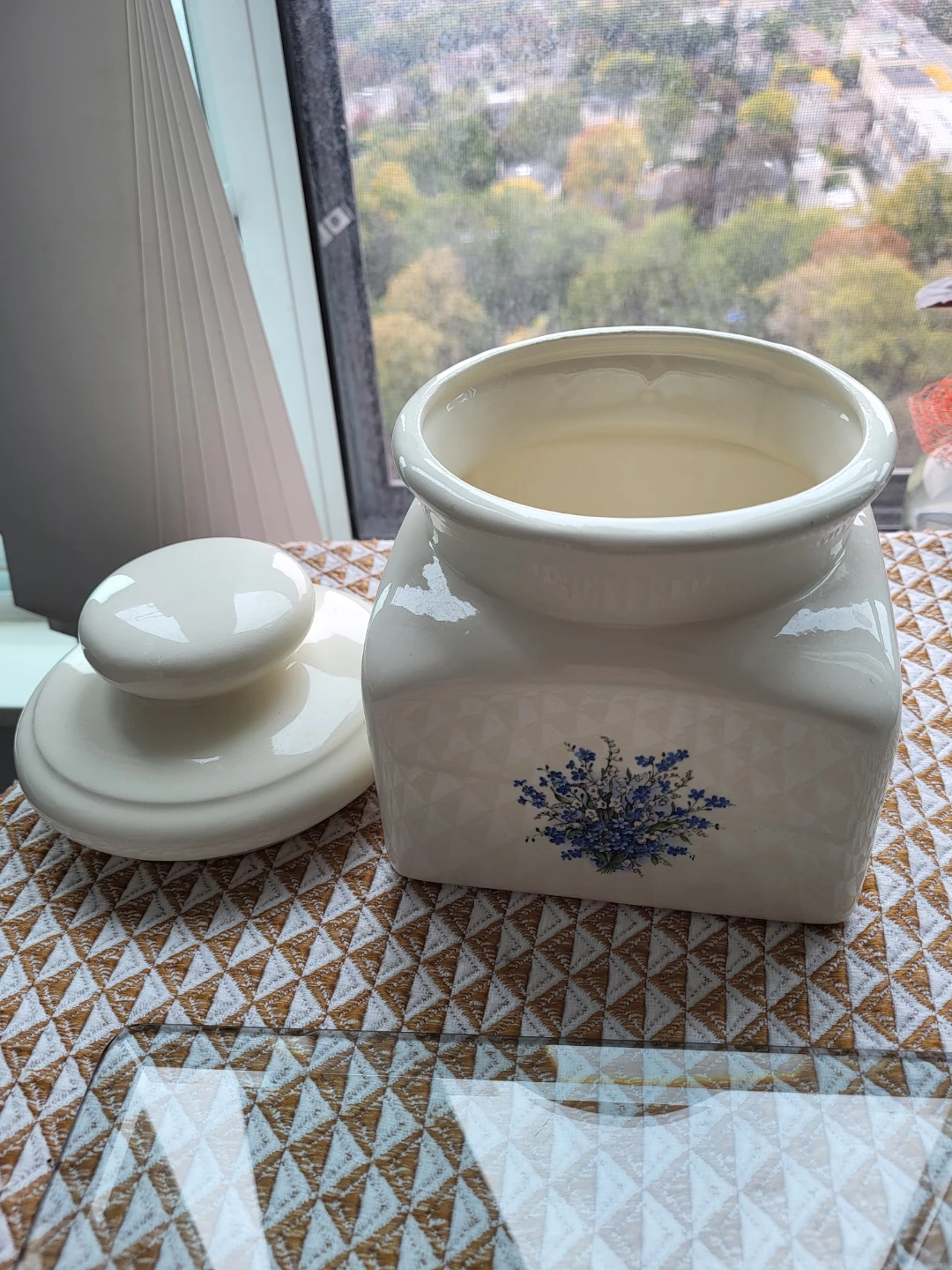 Ceramic Canister with Floral Detail - photo 2
