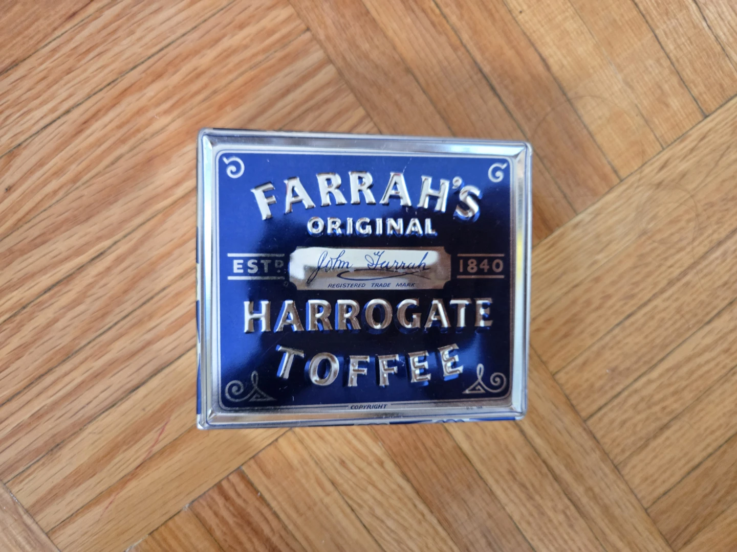 Vintage Farrah's Original Harrogate Toffee Tin