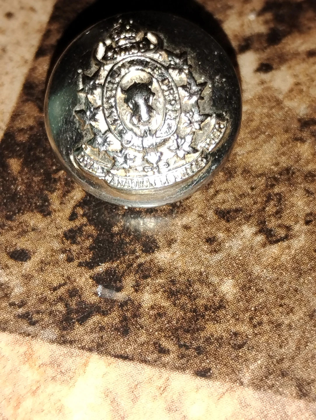 Wm. Scully Ltd. Vintage Canadian Military Button
