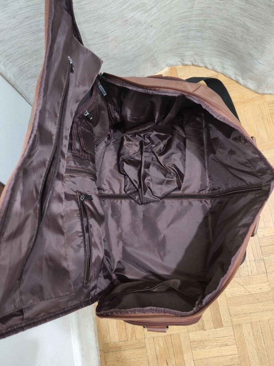 SEYFOCNIA Convertible Travel Garment Bag, 2 in 1 Carry On - photo 5