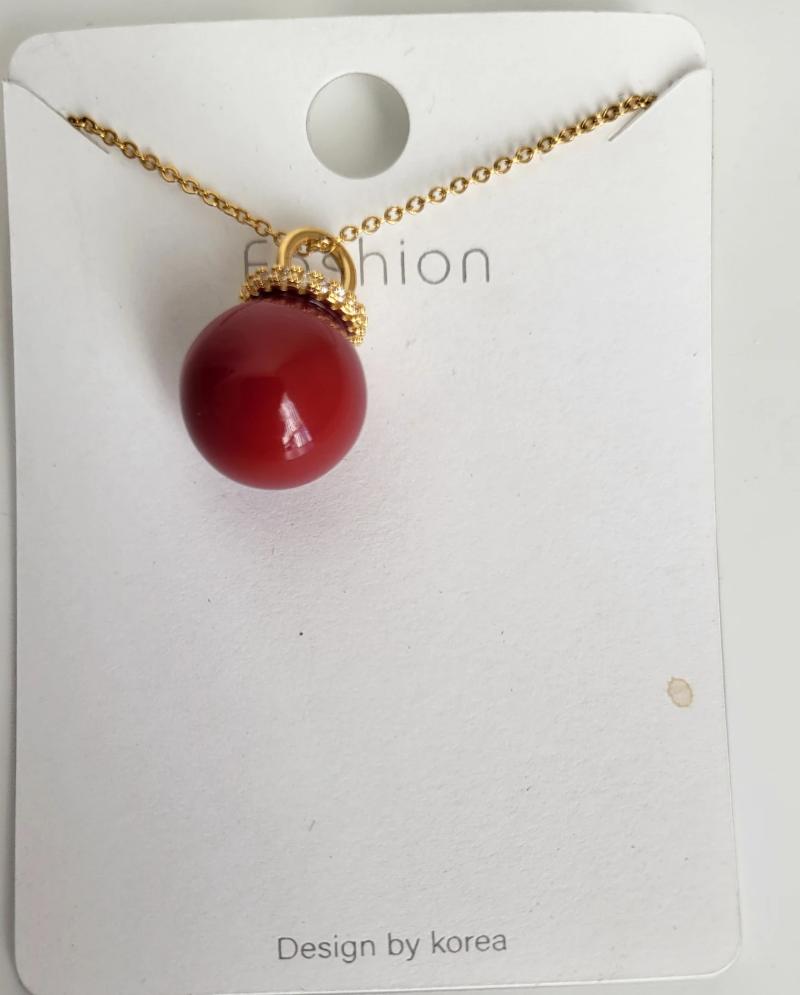 Red Bead Pendant Necklace