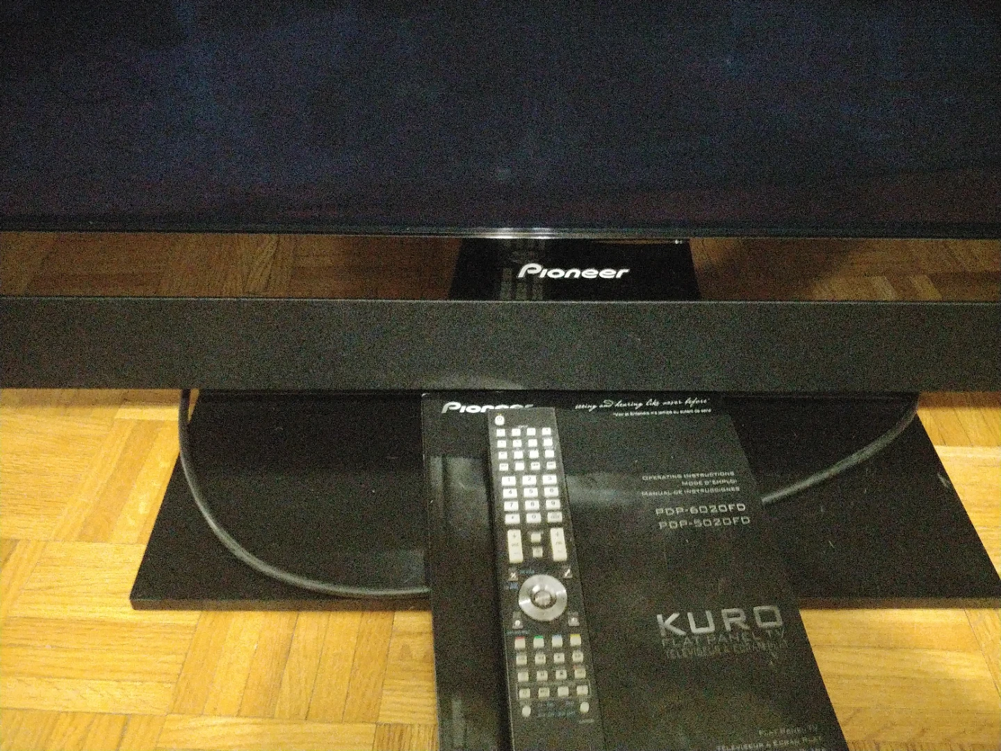 Pioneer Kuro Plasma TV PDP-6020FD