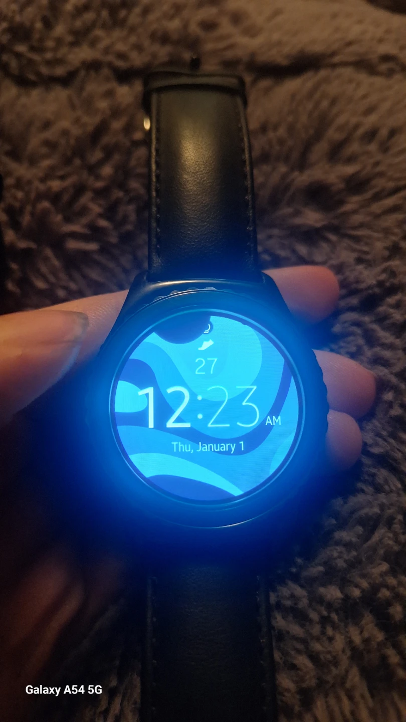 Samsung Gear S2 Smartwatch with Charger - photo 2
