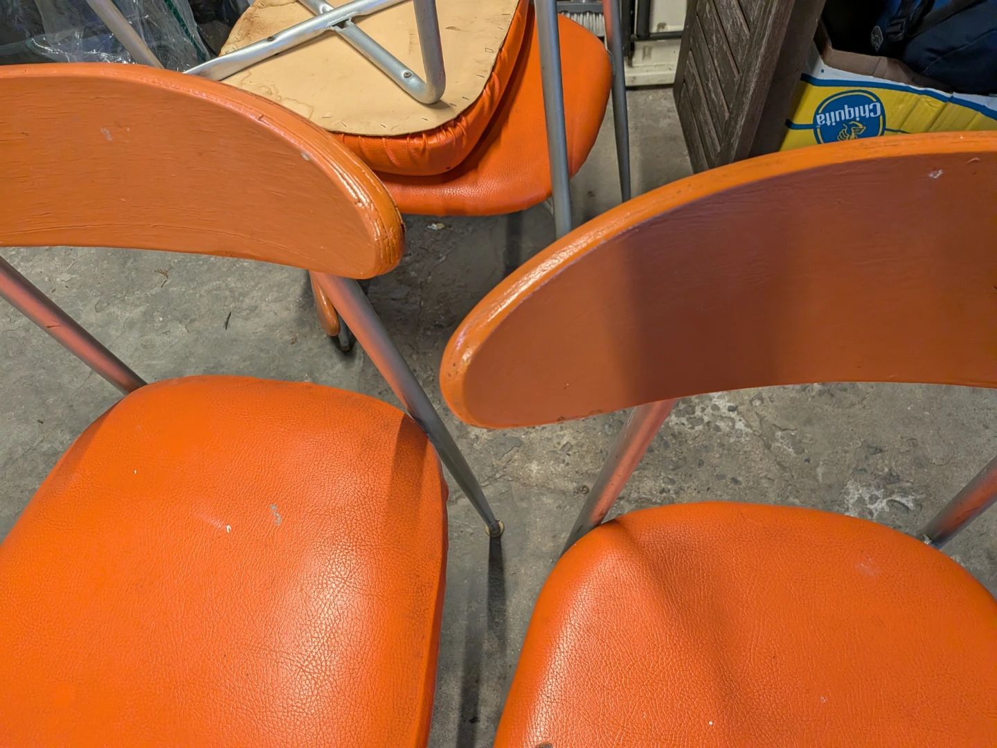 Set of 4 MCM vntage Orange Chairs - photo 2