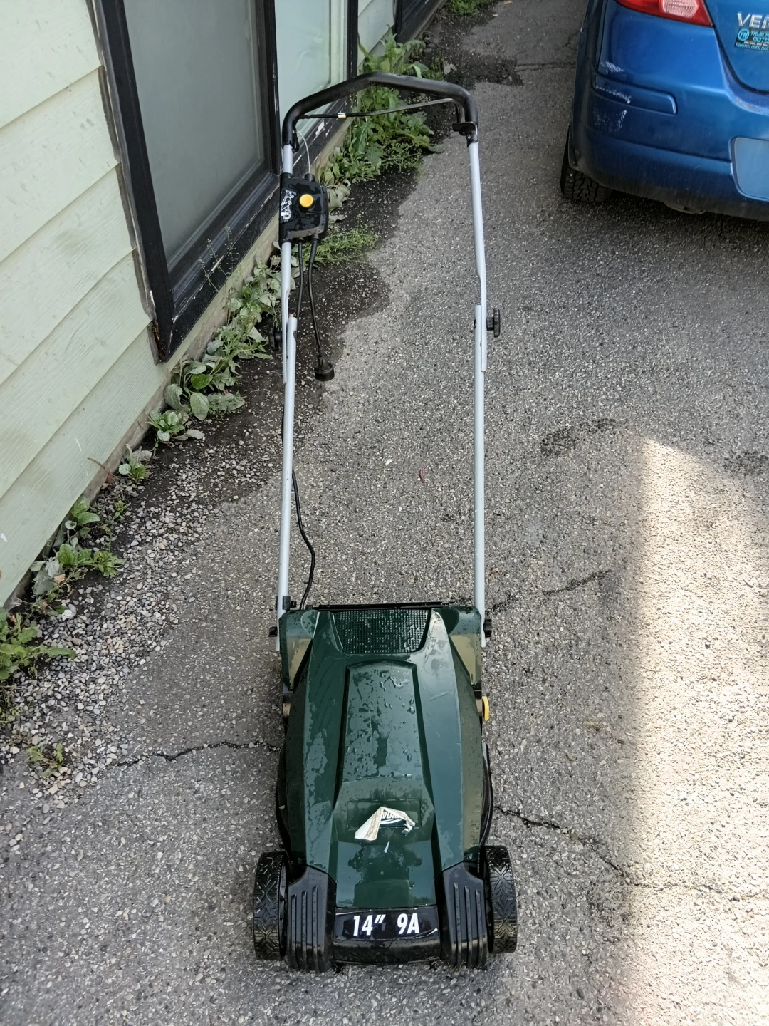 Worx 14 inch Compact Electric Lawn Mower - photo 2