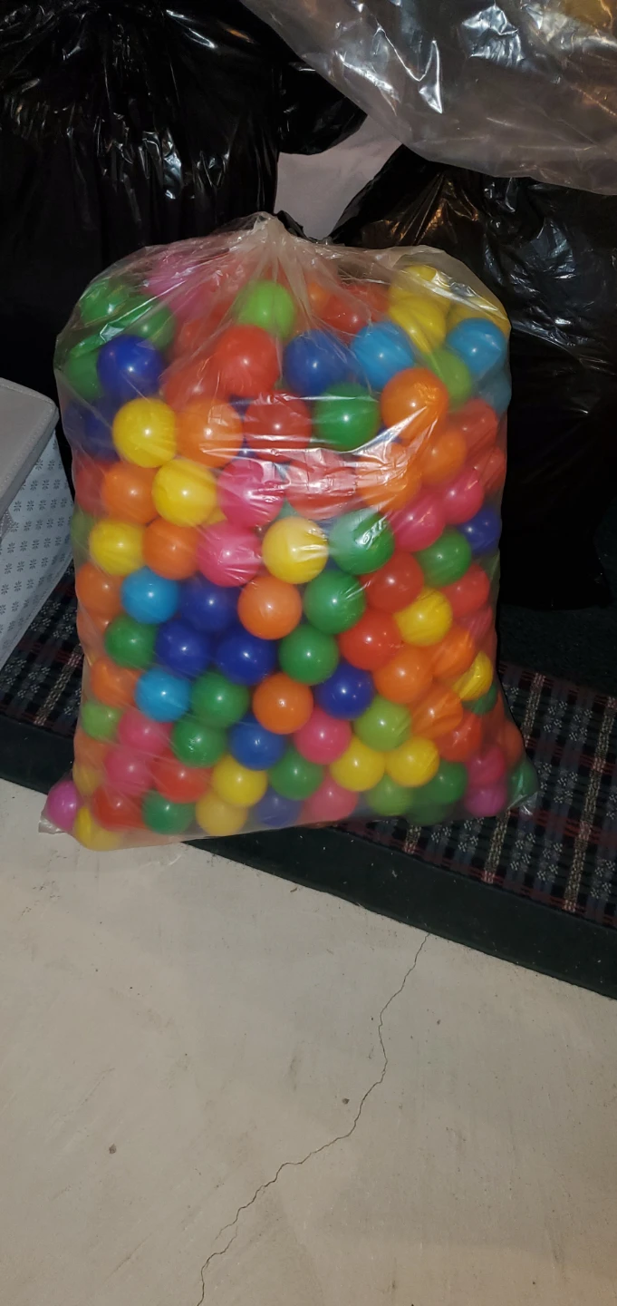Large Bag of Multicoloured Play Pit Balls