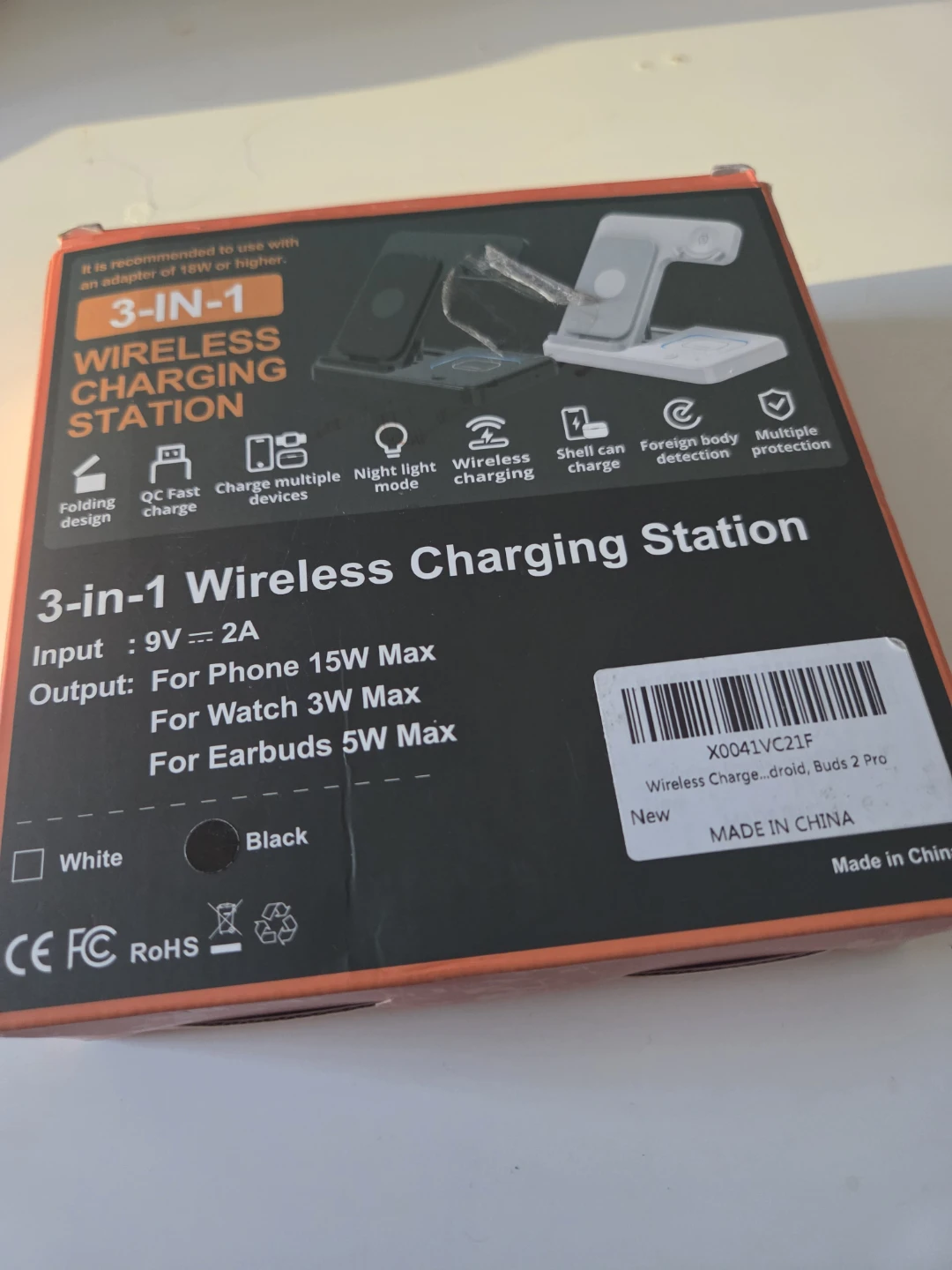 3-in-1 Wireless Charging Station - photo 5