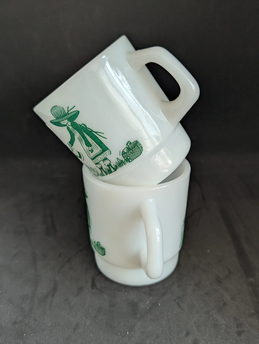 2 Vintage Fire-King Milk Glass Mugs - photo 2
