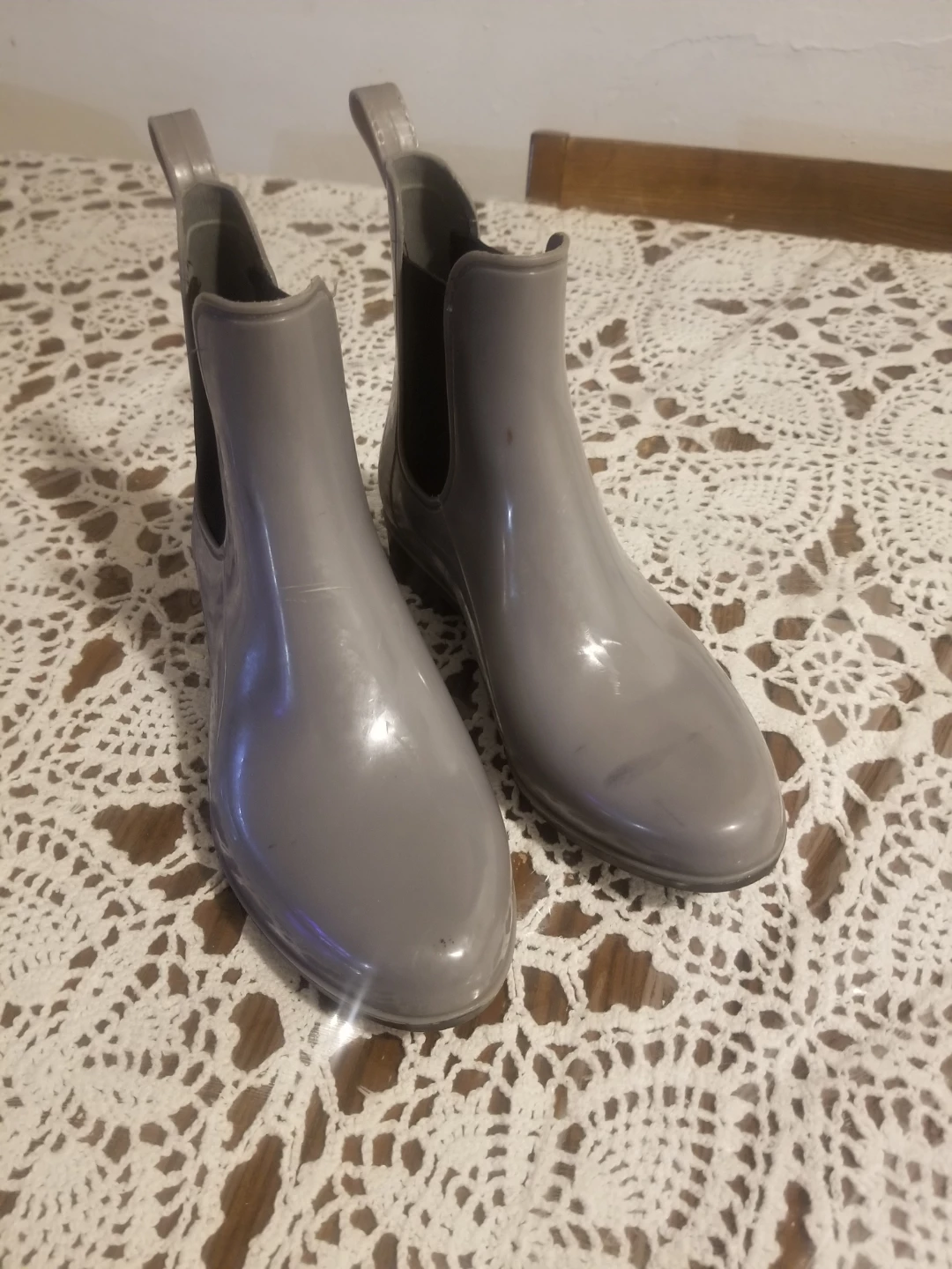 London Fog Grey Rain Boots Size 7
