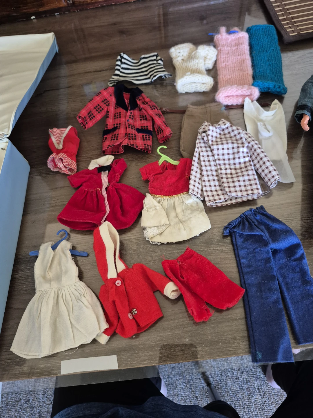 Vintage 1964 Mattel Skipper Doll Case and Clothing Set