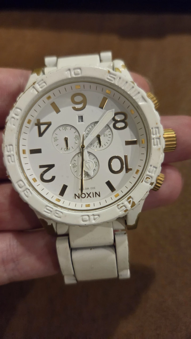 Nixon 51-30 Chrono White and Gold Watch