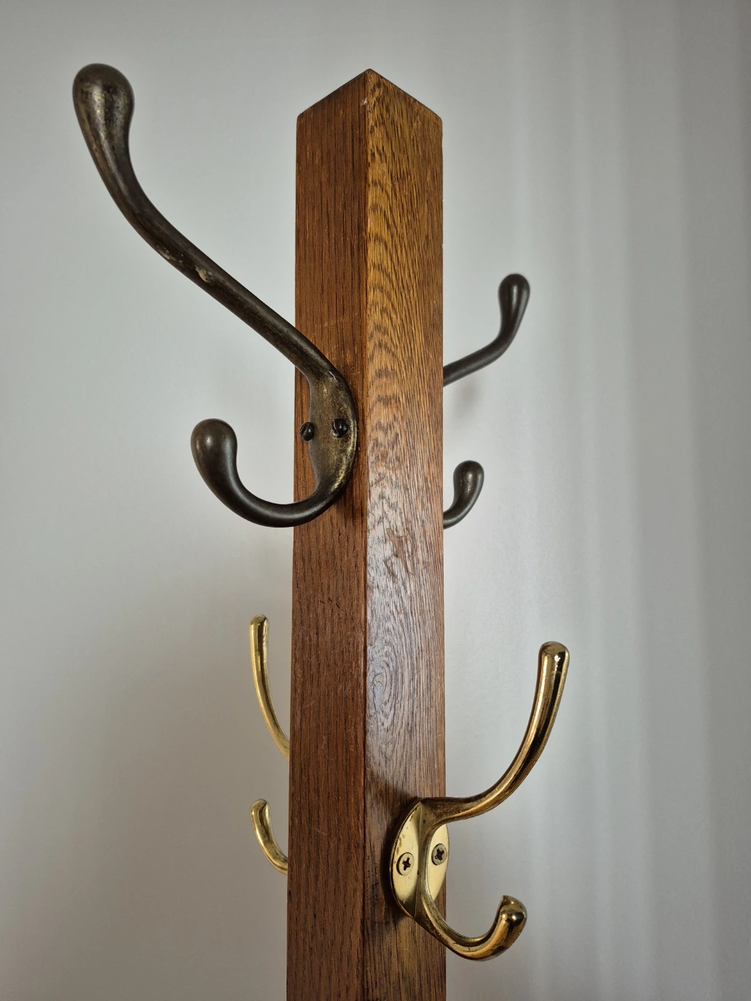 Antique Solid Oak Coat Rack Hall Stand: Early 1900s - photo 4