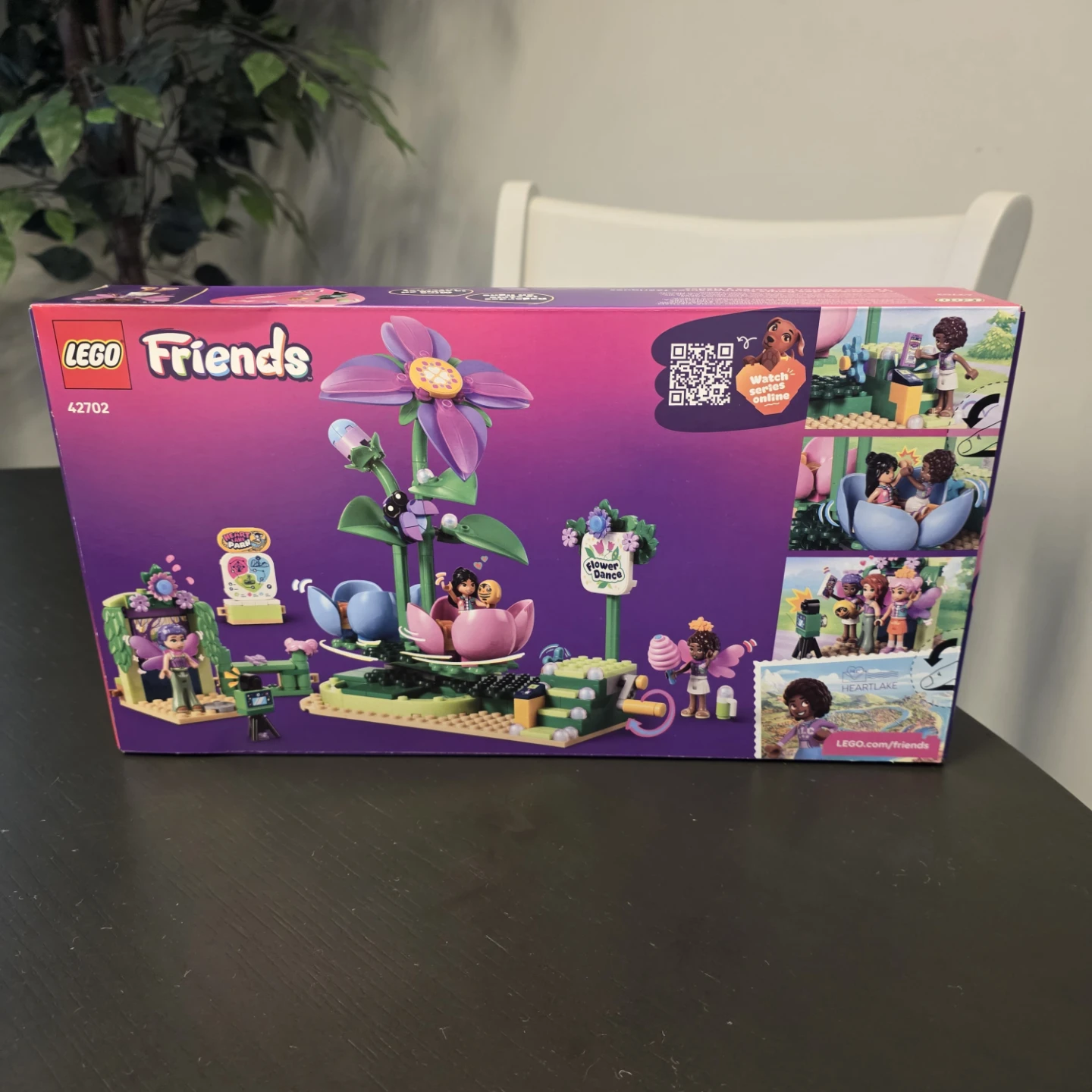 LEGO Friends Spinning Flower & Fairy Teacup Ride 42702 - photo 2