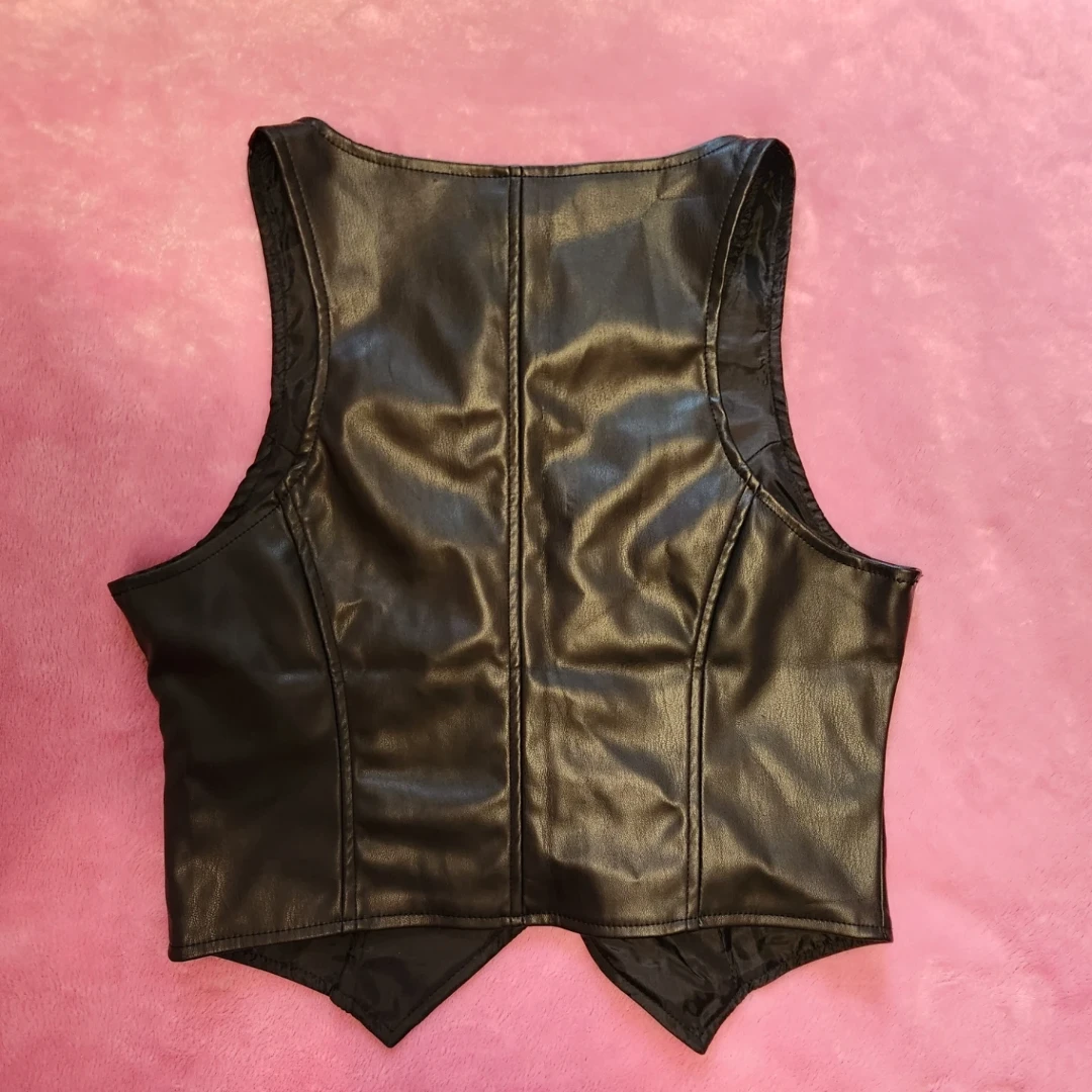 XS Black Crop Leather Vest - photo 3