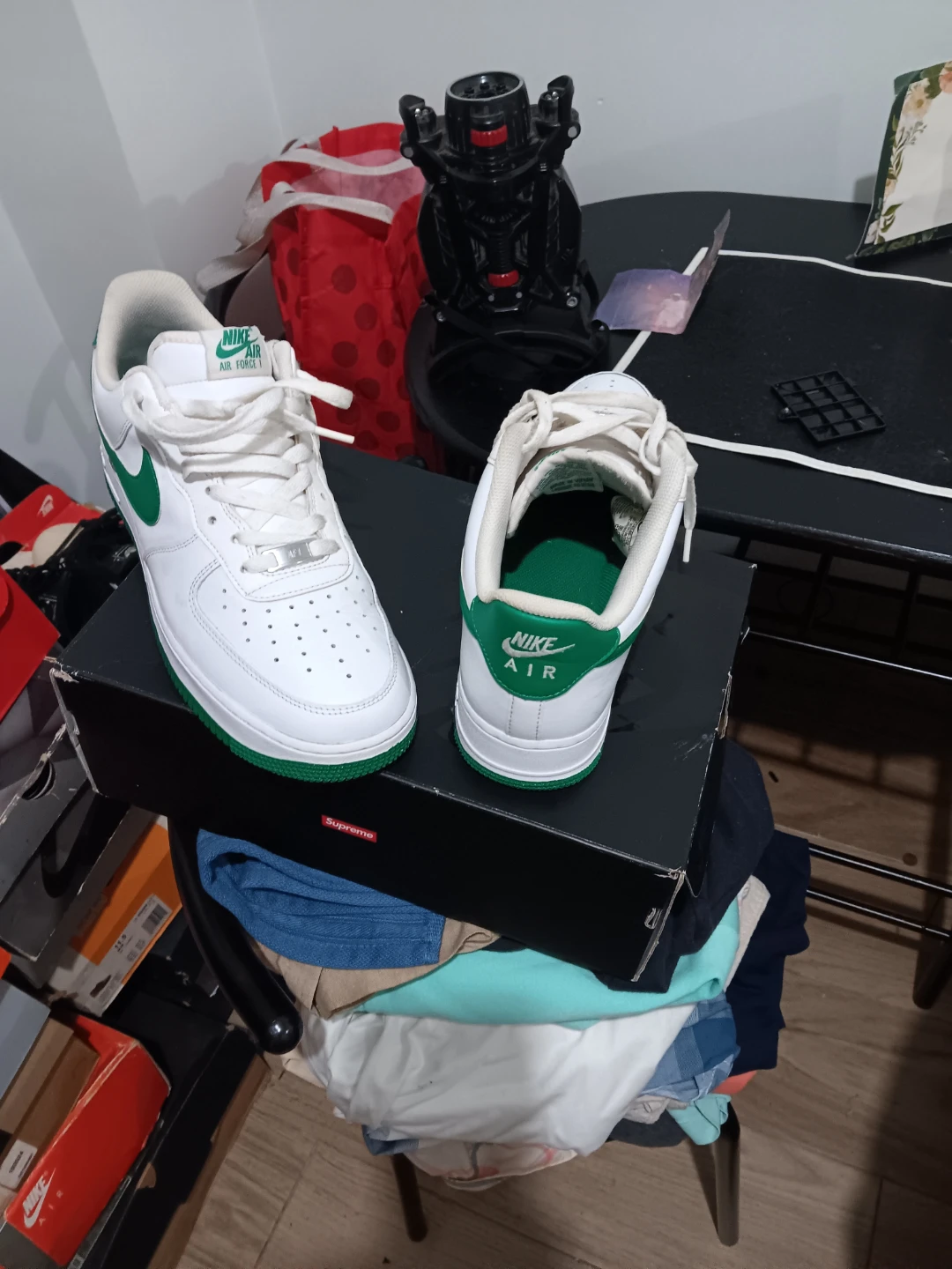 Nike Air Force 1 White and Green - photo 2
