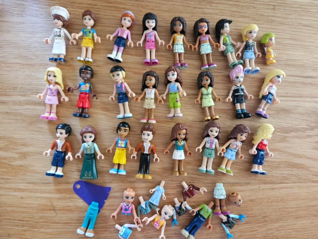 Lego friends minifigure lot