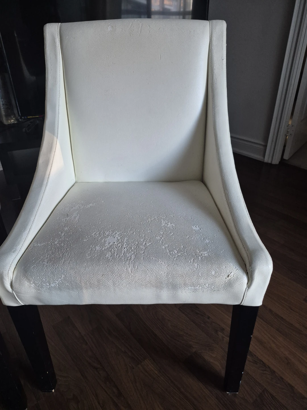 Matching cream colored dining chairs for sale - photo 5