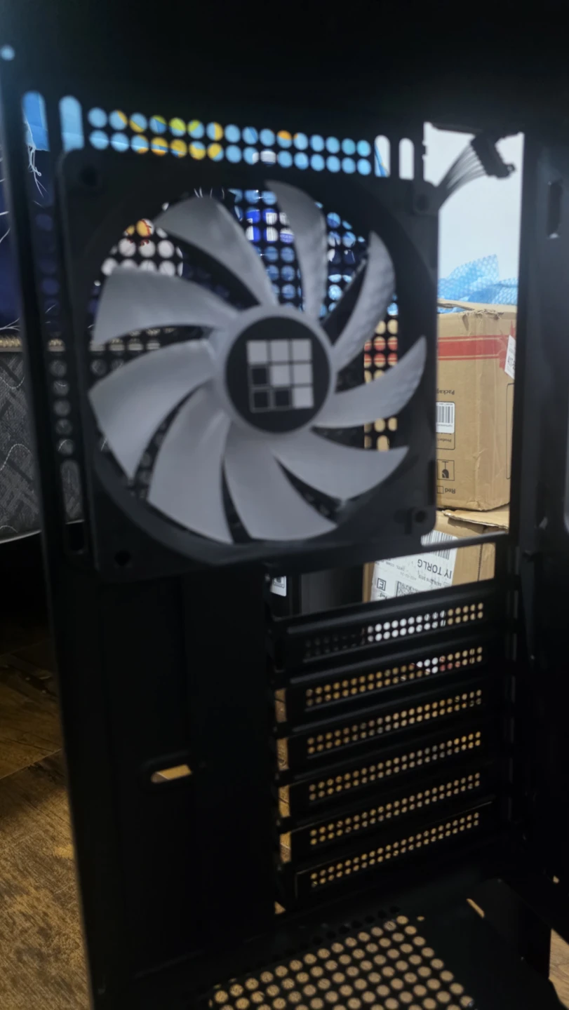 Fractal Design North Computer Case - photo 5