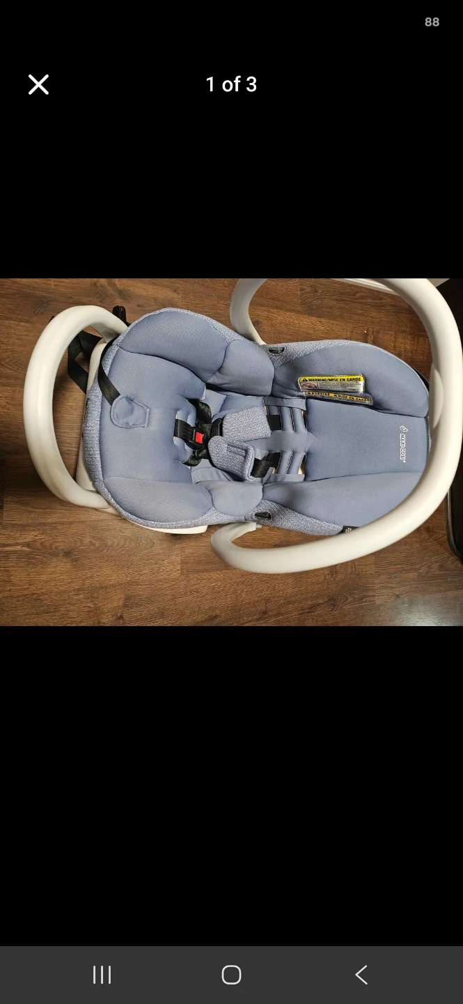 Maxi-Cosi Infant Car Seat and Base