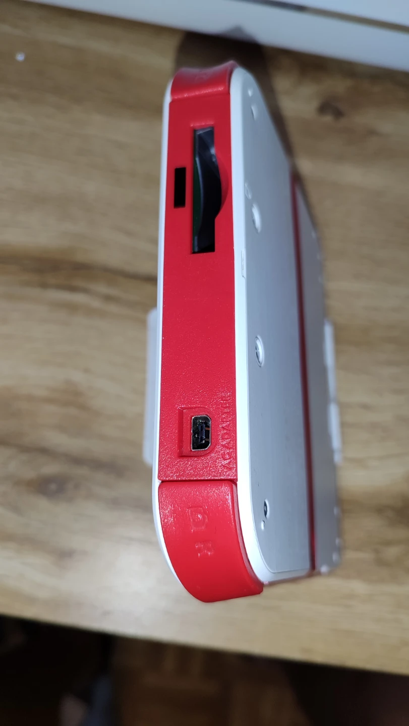 Nintendo 2DS White and Red - photo 3