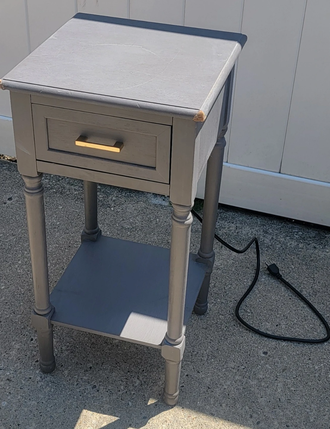 Gray Charging End Table $50 - photo 2