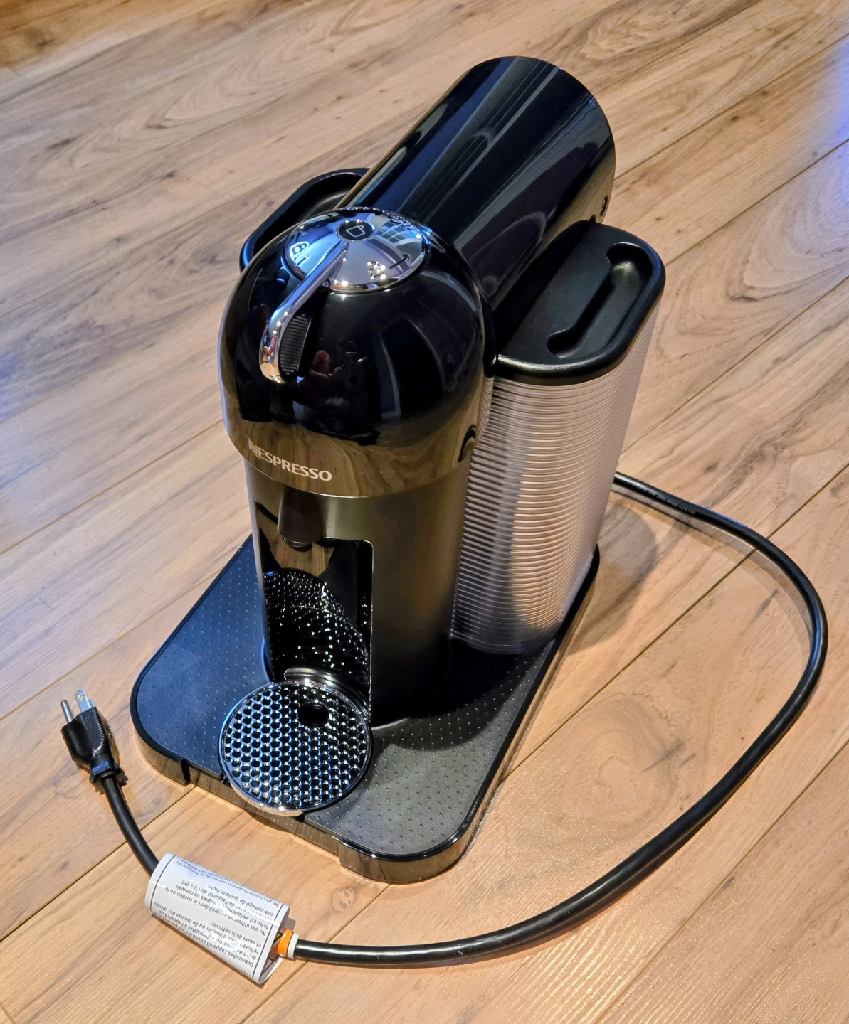 Nespresso Vertuo Coffee Machine - photo 2