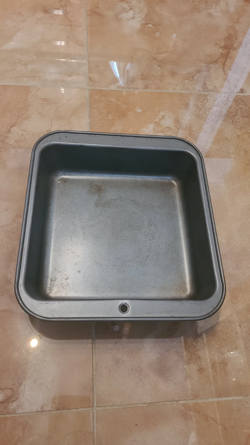 Square Metal Baking Pan 🏈