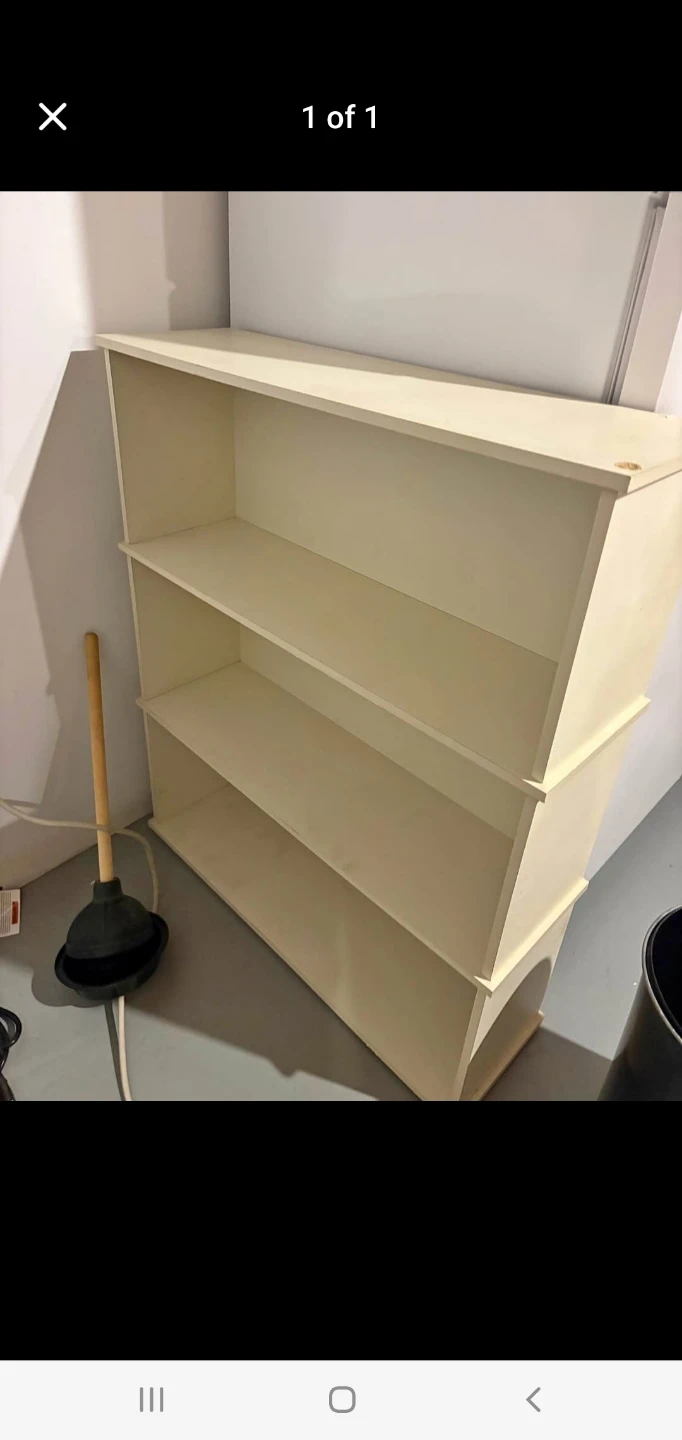 Three-Tier White Bookshelf🏈