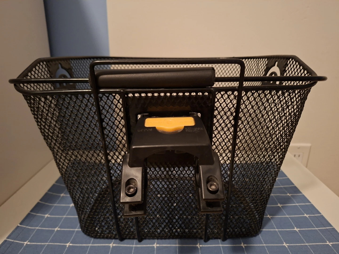 Black Metal Front Bike Basket - photo 3