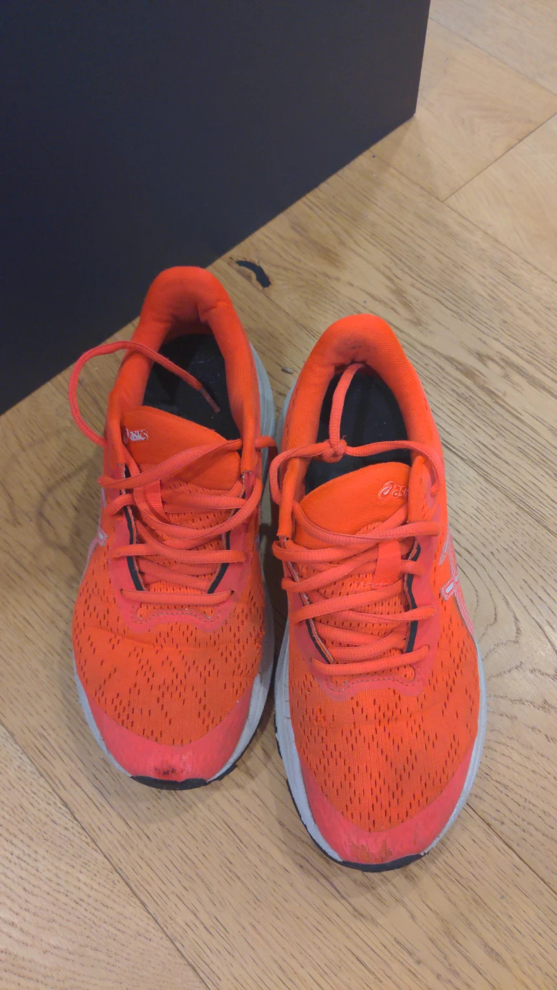 Asics GT-1000 12 Running Shoes, size 6.5 - photo 2