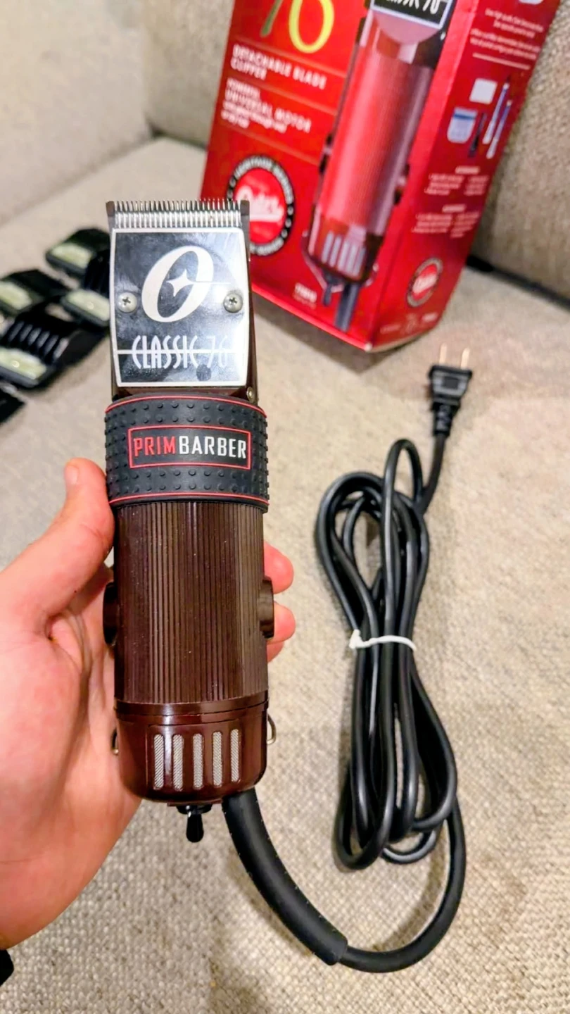 Oster Classic 76 Professional Hair Clipper + 7 FREE Andis Guards