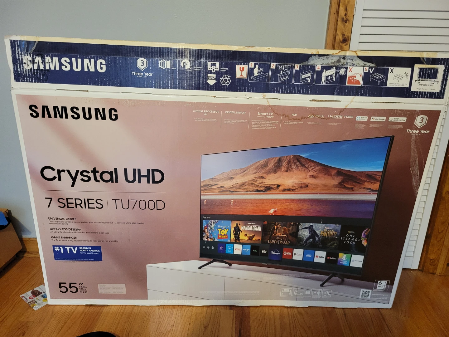 Samsung 55" Crystal UHD 4K Smart TV TU700D - photo 3