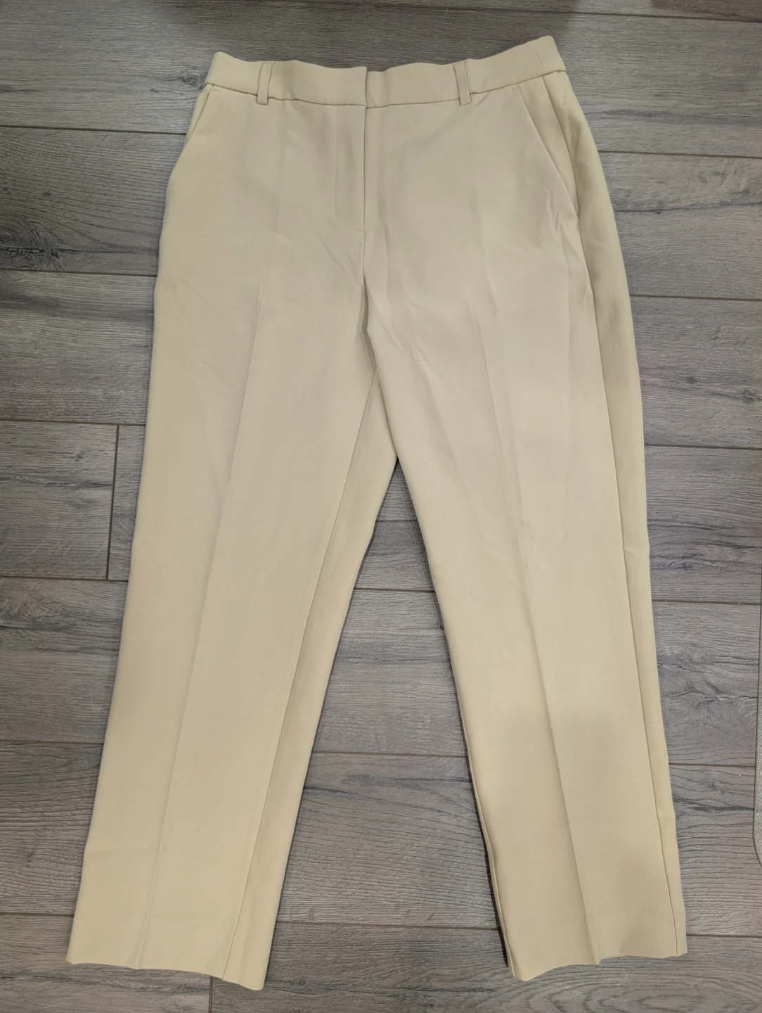 NWT - Women's Express Beige Tan Dress Pants Trousers - Size 6