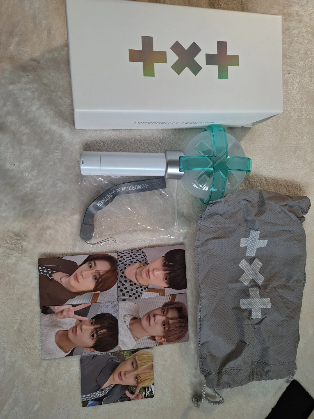 TXT Official Light Stick - photo 2