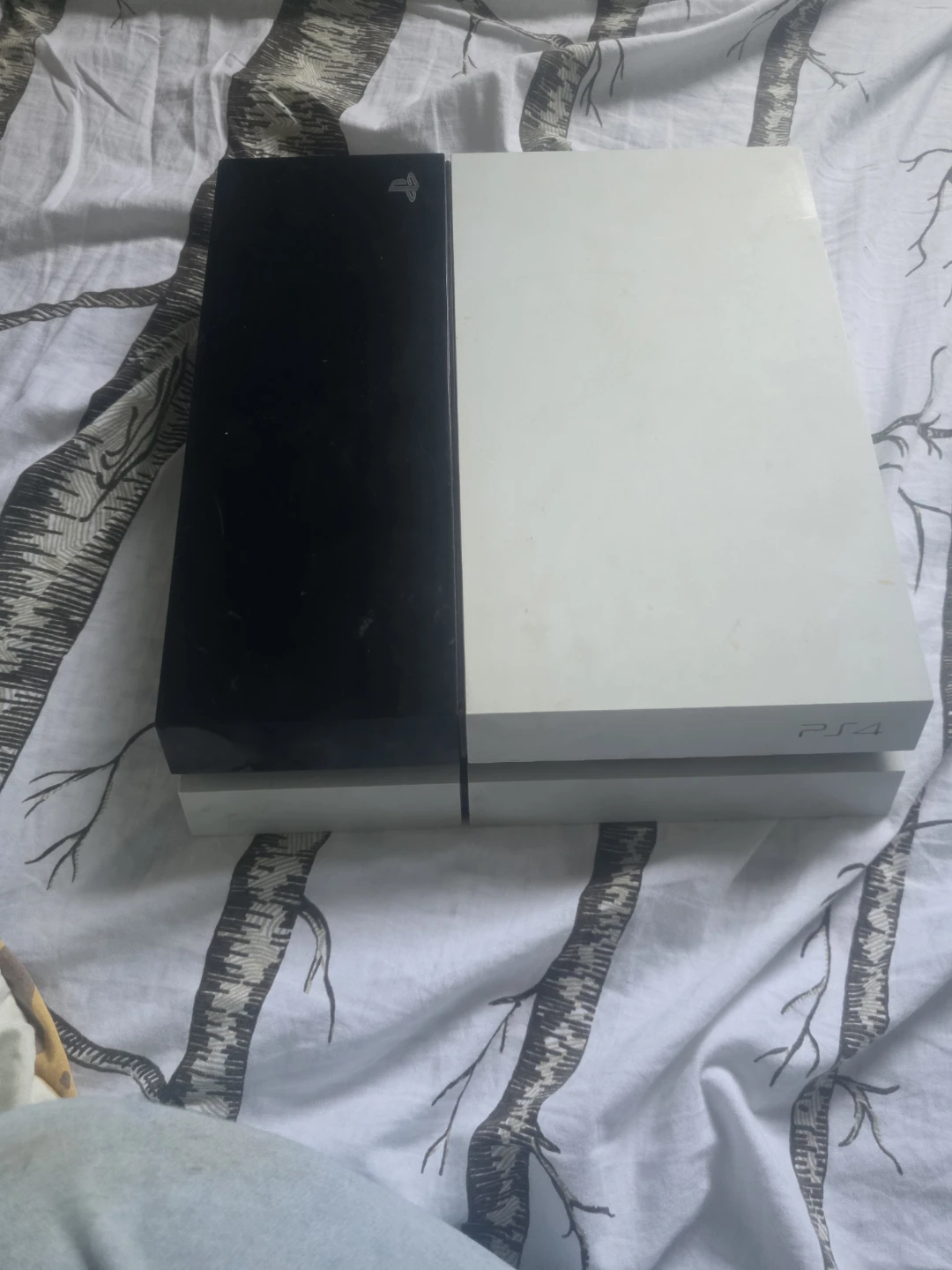 Sony PlayStation 4 Console used
