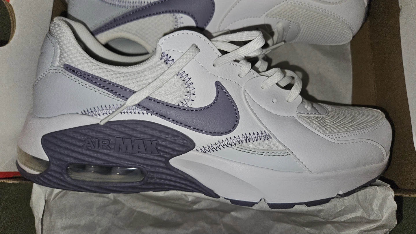 Women's Nike sneakers - photo 3
