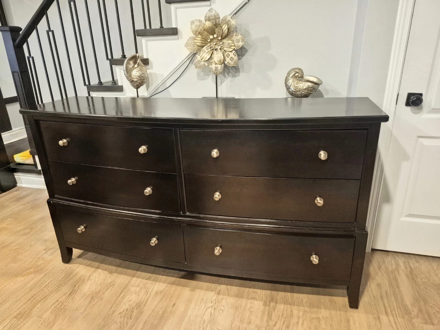 Modern Solid wood Black 6-Drawer Dresser