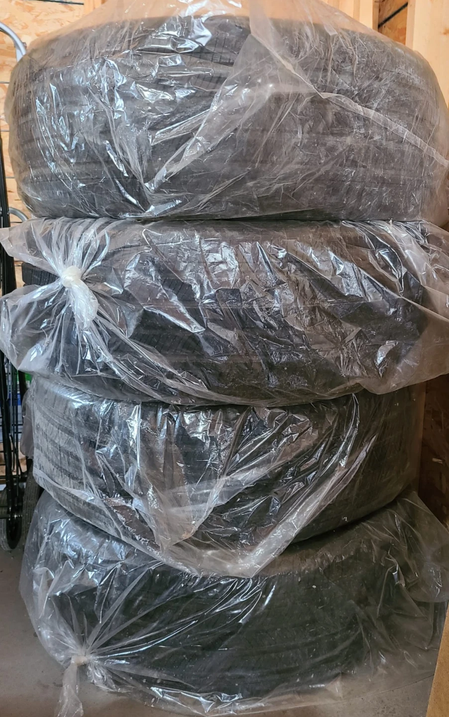Set of 4 Michelin Primacy A/S 235/55 R19 101V Tires – Like New