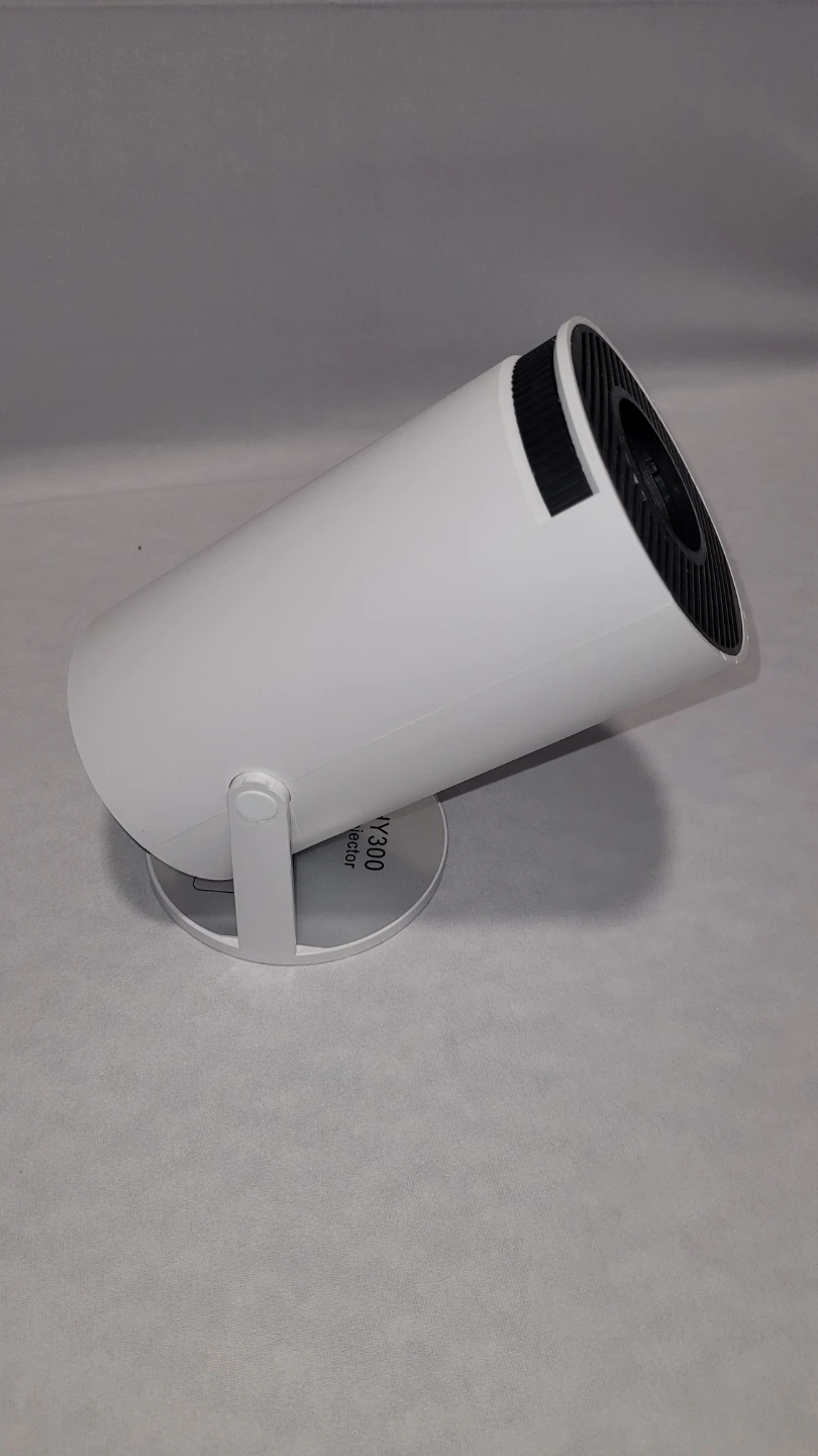 HY300 Mini Projector