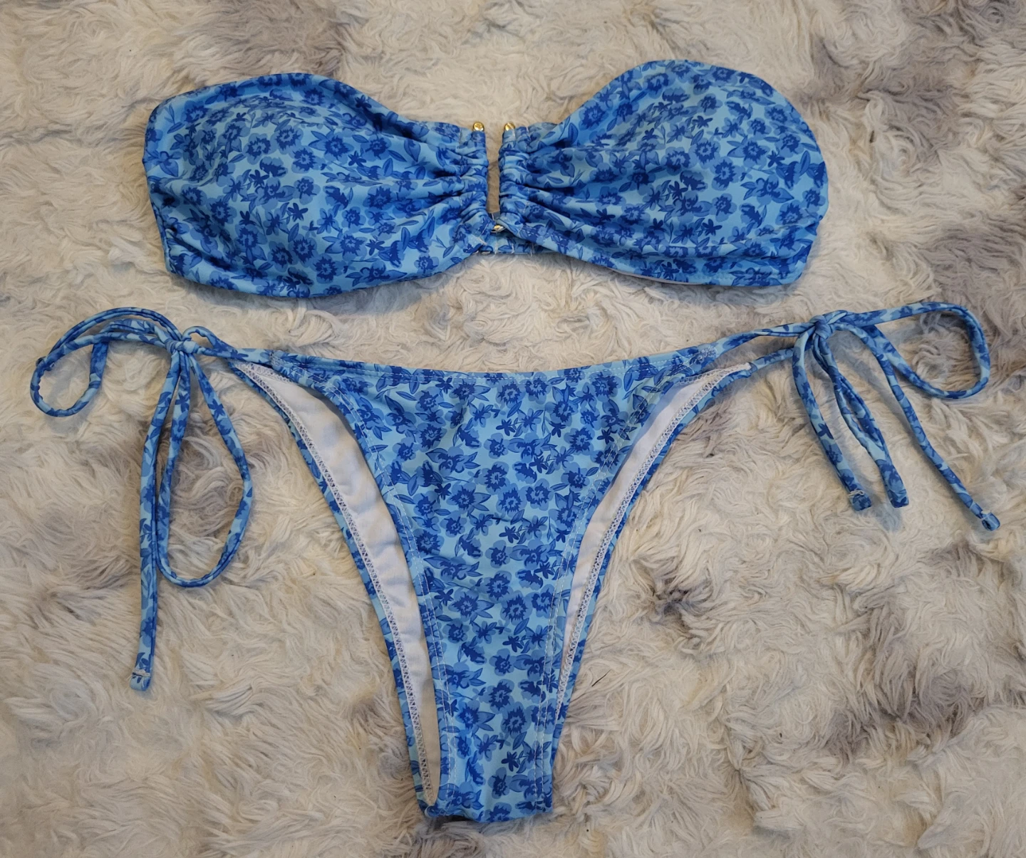 New Blue Floral Bikini Set Size Medium