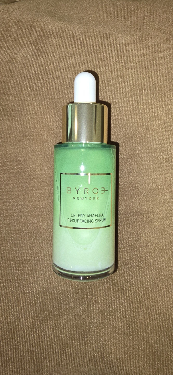 BYROE Celery AHA+LHA Resurfacing Serum